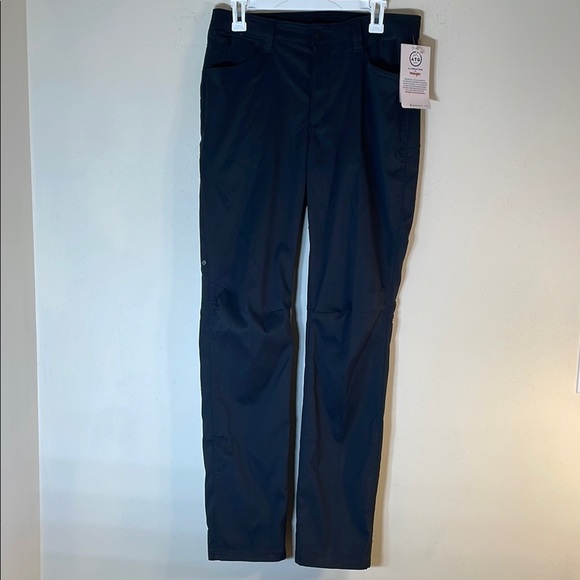 NWT. All Terrain Gear x Wrangler 10 Tall Slim Utility Cargo Pants. - Picture 1 of 13